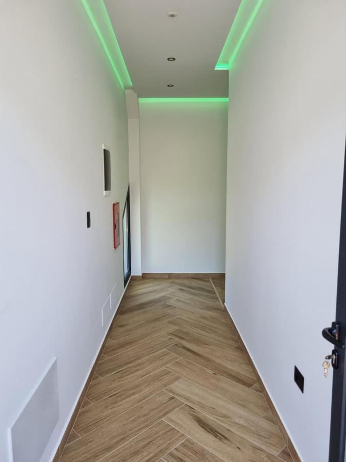 White Villa Пермет Екстер'єр фото