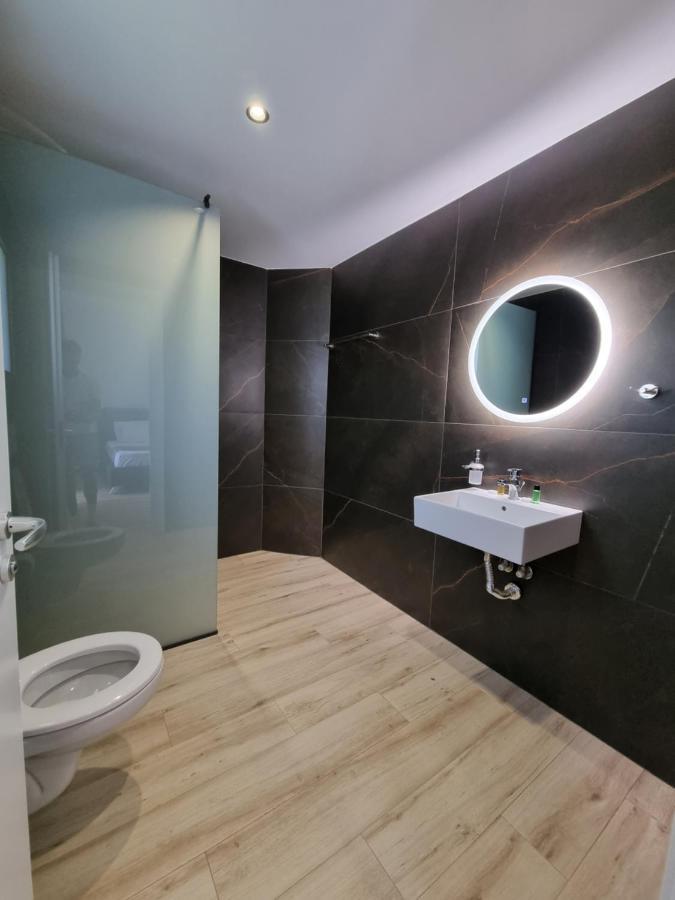 White Villa Пермет Екстер'єр фото