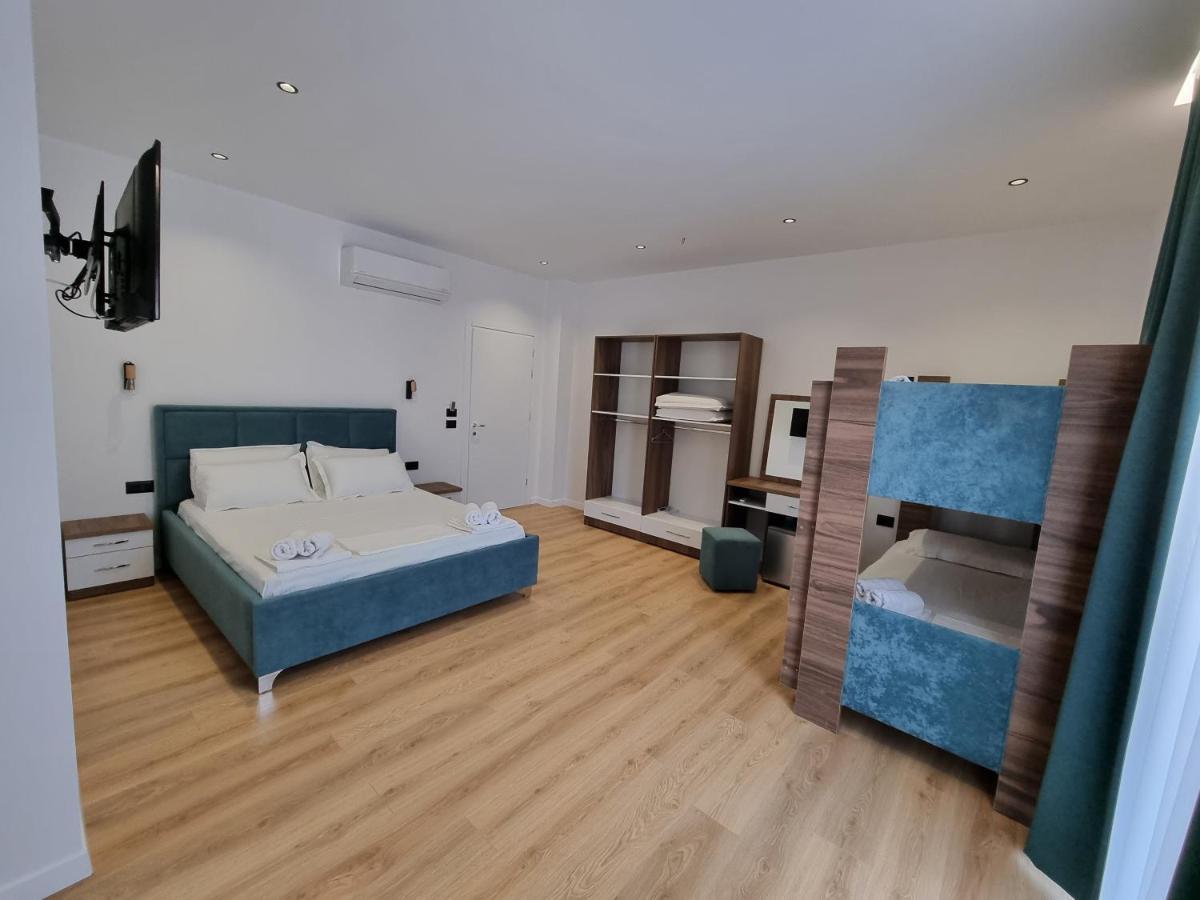 White Villa Пермет Екстер'єр фото