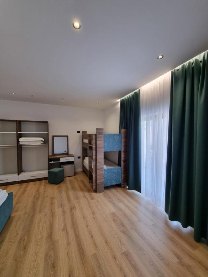 White Villa Пермет Екстер'єр фото
